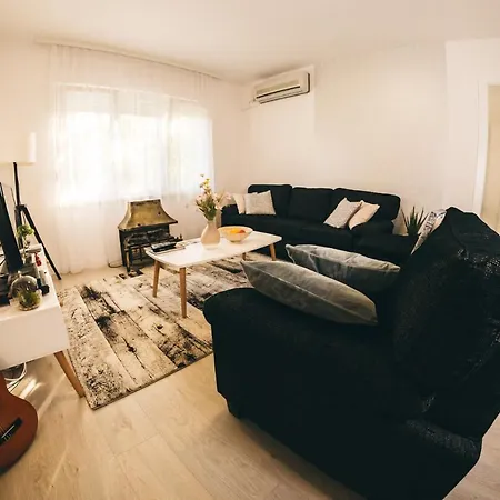 Luxury Spacious Centre